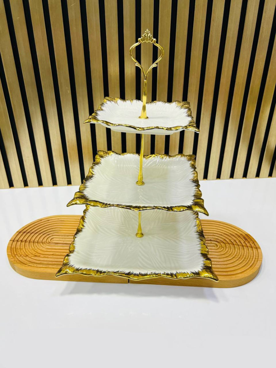 Présentoir à Gâteaux 3 Niveaux en Céramique Blanche – Bord Doré rectangulaire