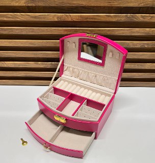 Boîte à Bijoux à 3 Niveaux avec Miroir et Serrure - Élégance et Organisation