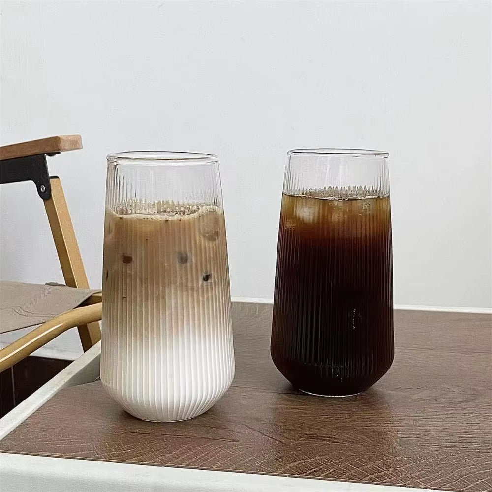 3 Tasse en verre avec couvercle et paille Grande à rayures verticales