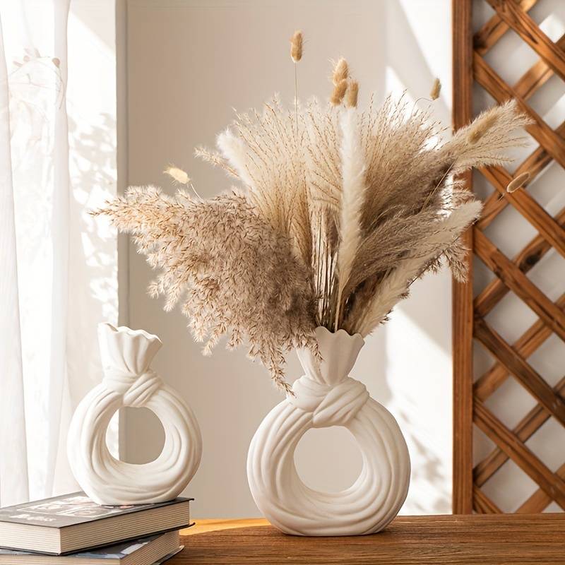 2 Vase en céramique blanche pour une décoration d'intérieur moderne