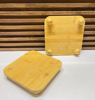 Base de Service Ronde en Bambou avec Pieds en Bois