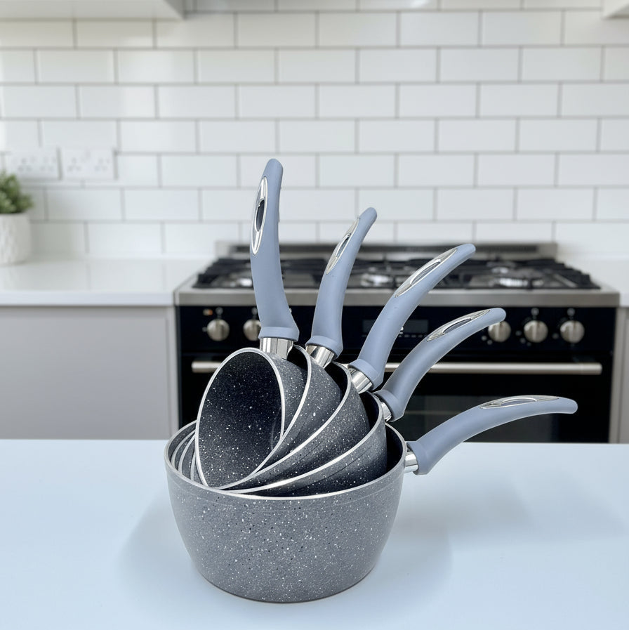 Ensemble de casseroles effet pierre