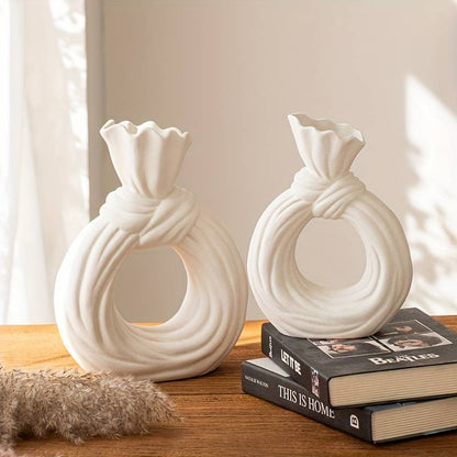 2 Vase en céramique blanche pour une décoration d'intérieur moderne