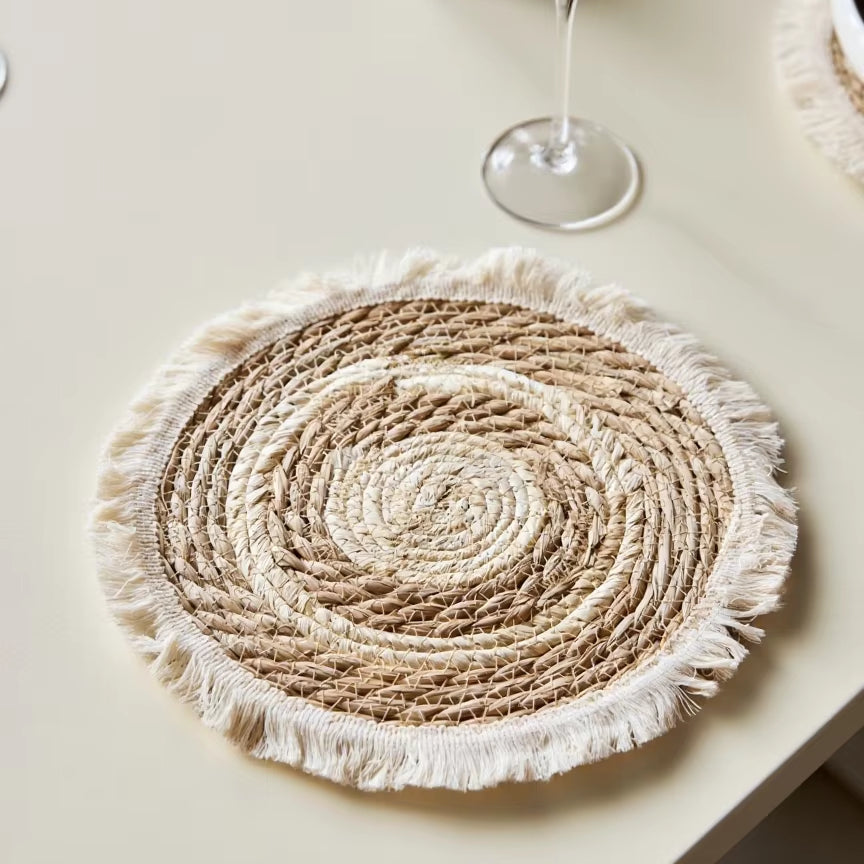 Napperons ronds en rotin tissés à la main – Lot de 6 pièces