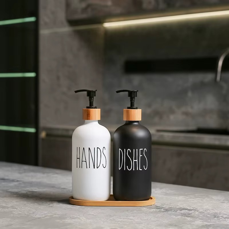 Distributeur de savon 500 ml avec plateau en bambou – Rechargeable