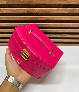 Boîte à Bijoux à 3 Niveaux avec Miroir et Serrure - Élégance et Organisation