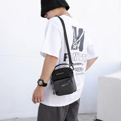 Sacoche Urbaine Compacte : L'Essentiel à Portée de Main