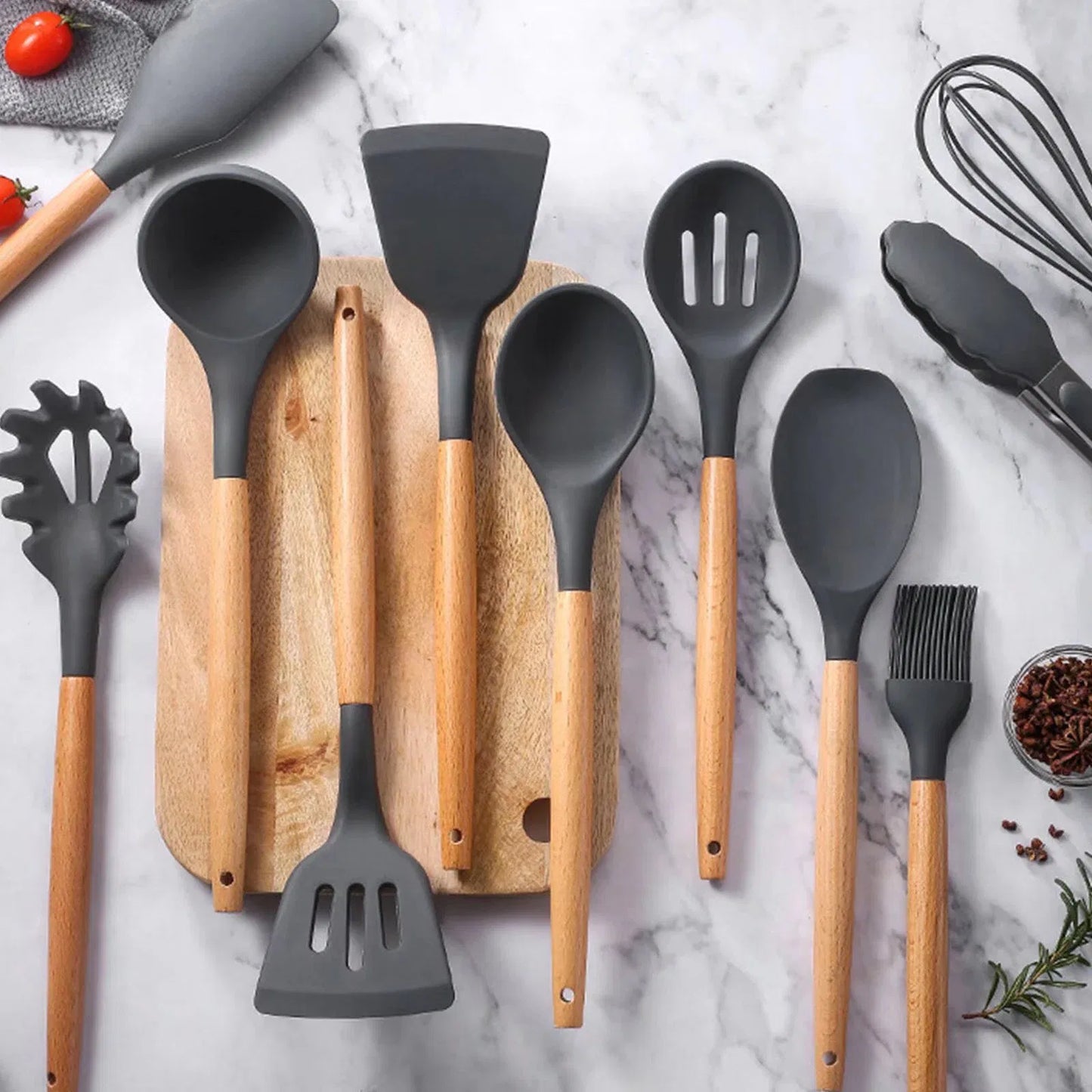 Ensemble d’Ustensiles de Cuisine en Silicone et Bois – 12 Pièces – Noir