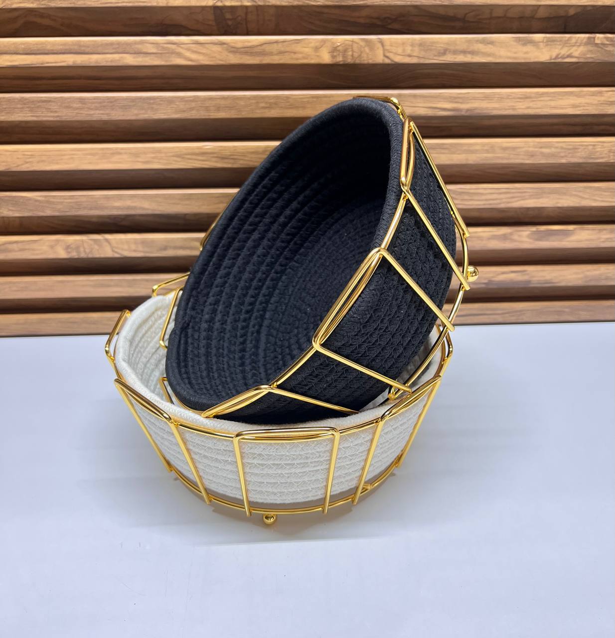 Paniers de Rangement Élégants : L'Organisation avec Style