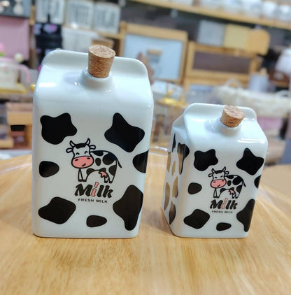 Duo 2 Bouteille à Lait en Céramique Motif Vache – Pichet Design Brique avec Bouchon en Liège