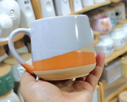 Ensemble de Mugs en Céramique Mouchetée – Tasses au Design Minimaliste