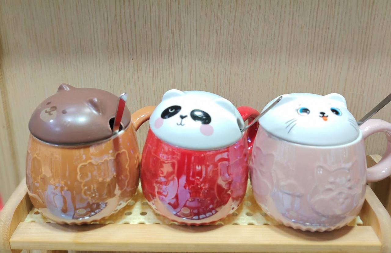 Ensemble de 3 Mugs Kawaii en Céramique – Tasses Animaux avec Couvercles et Cuillères