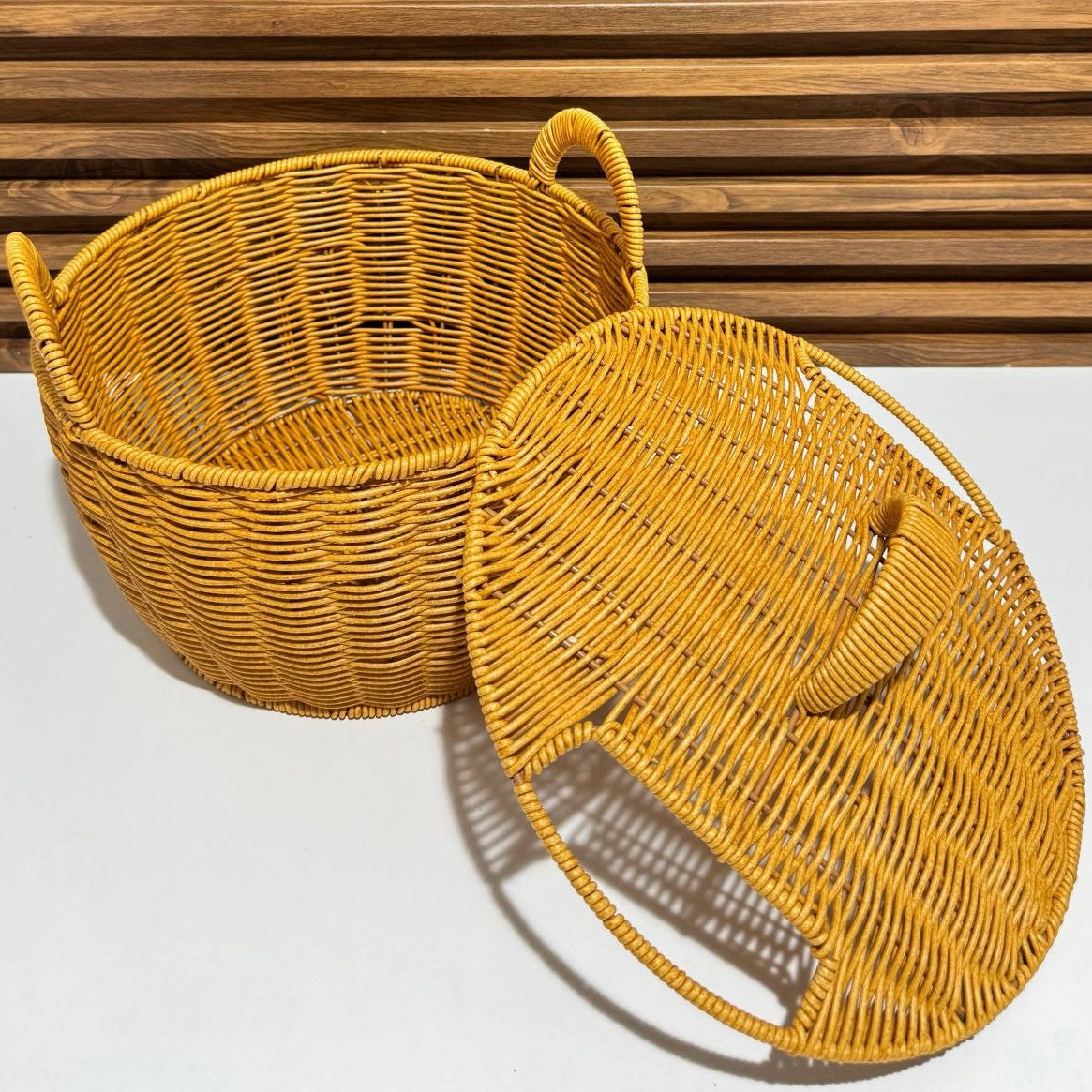 Panier de Pique-Nique Rond en Rotin Tressé – Corbeille Champêtre avec Couvercle