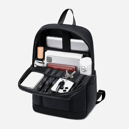 Sac à Dos Business Élégant et Résistant – Compartiment Ordinateur & Design Moderne Noir