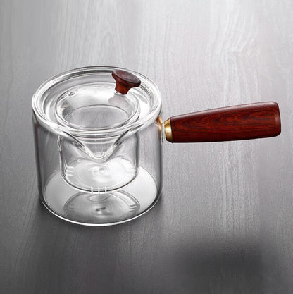 Théière en Verre Borosilicaté avec Manche en Bois – Élégance et Praticité